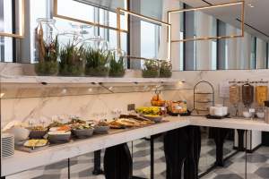Catering Paris · The French Hospitality · Salons Aéroportuaires Buffet